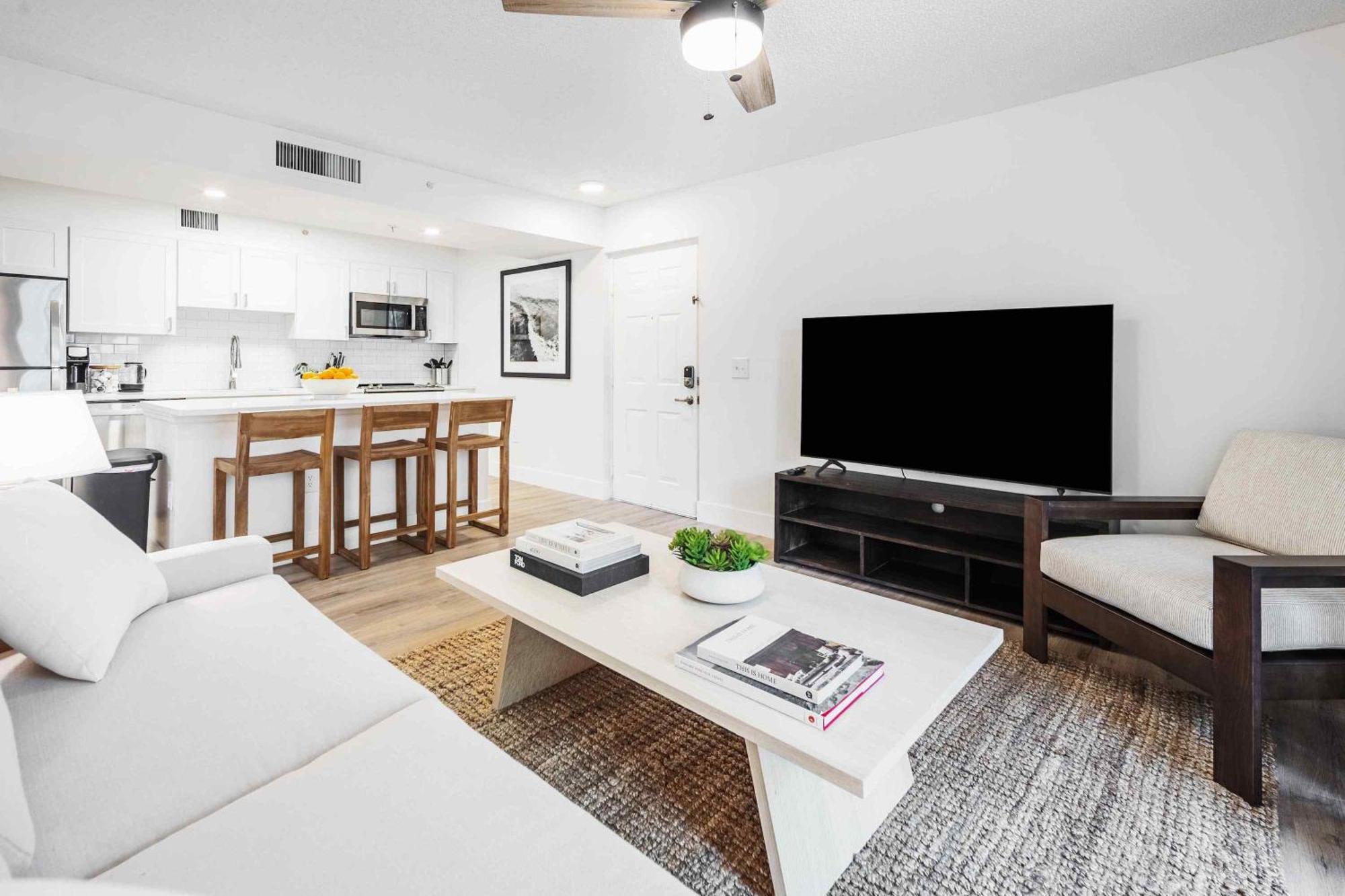 Stunning Centrally Located Apartments At New River Cove In South Florida Форт-Лодердейл Экстерьер фото