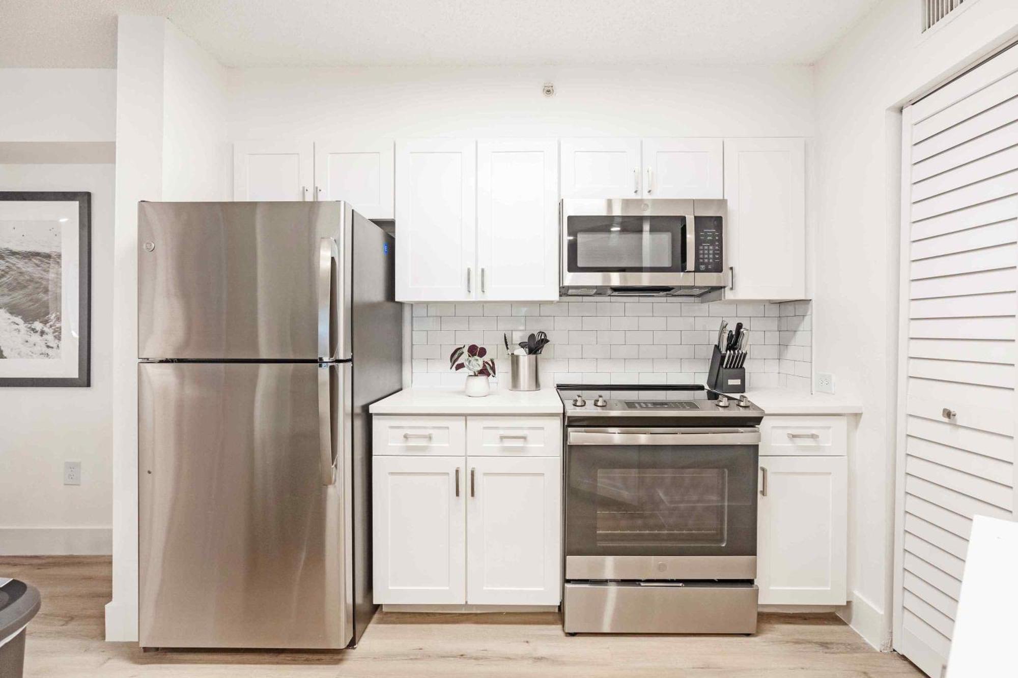 Stunning Centrally Located Apartments At New River Cove In South Florida Форт-Лодердейл Экстерьер фото