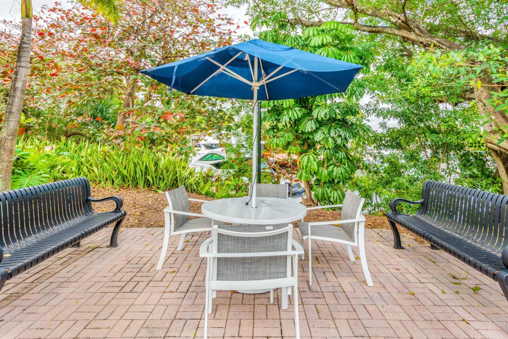 Stunning Centrally Located Apartments At New River Cove In South Florida Форт-Лодердейл Экстерьер фото